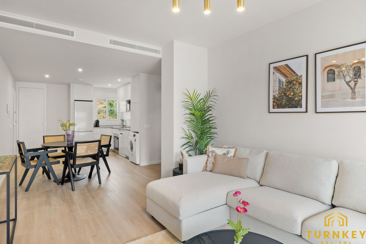 Appartement te koop in Estepona | 2 slaapkamers H5064985