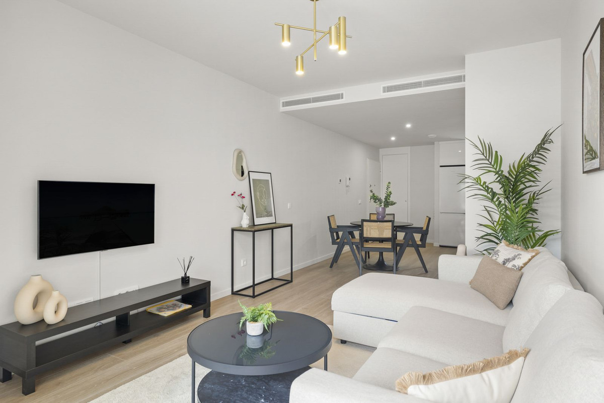 Appartement te koop in Estepona | 2 slaapkamers H5064985