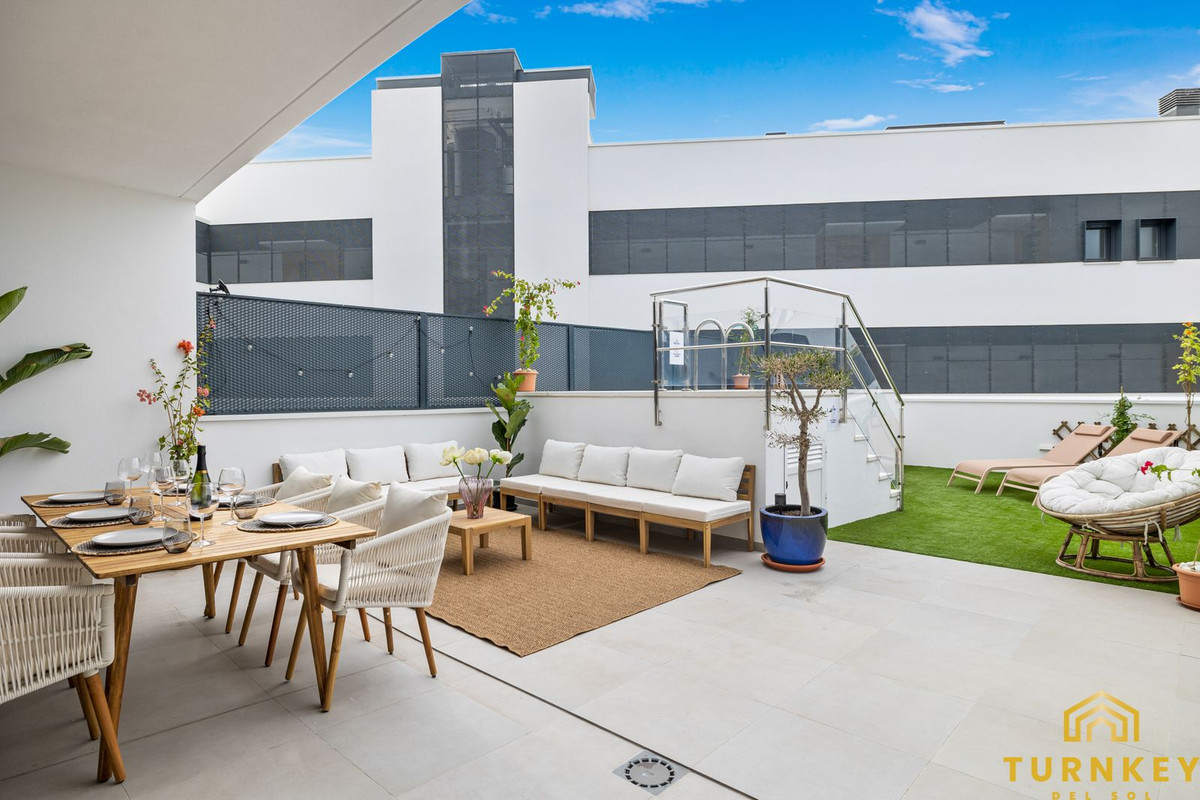 Appartement te koop in Estepona | 2 slaapkamers H5064985