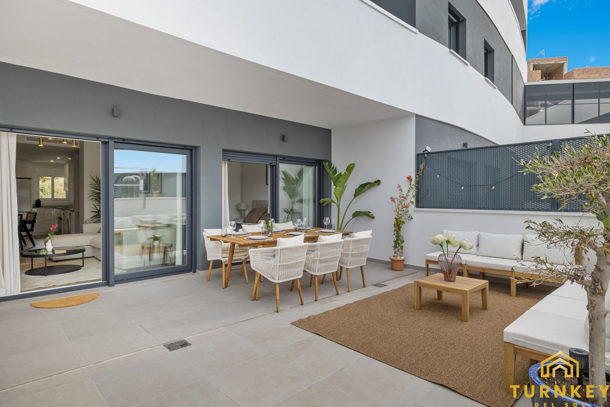 Appartement te koop in Estepona | 2 slaapkamers H5064985