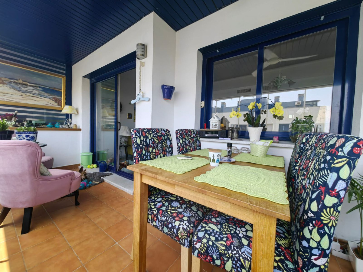 Appartement te koop in Estepona | 3 slaapkamers H5065132
