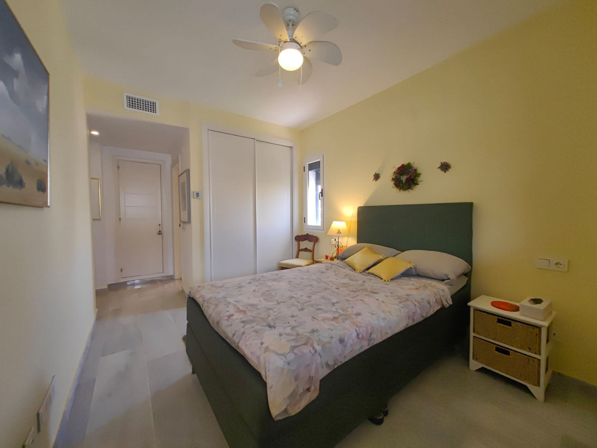 Appartement te koop in Estepona | 3 slaapkamers H5065132