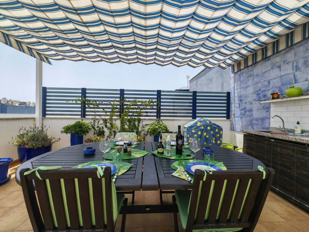 Appartement te koop in Estepona | 3 slaapkamers H5065132