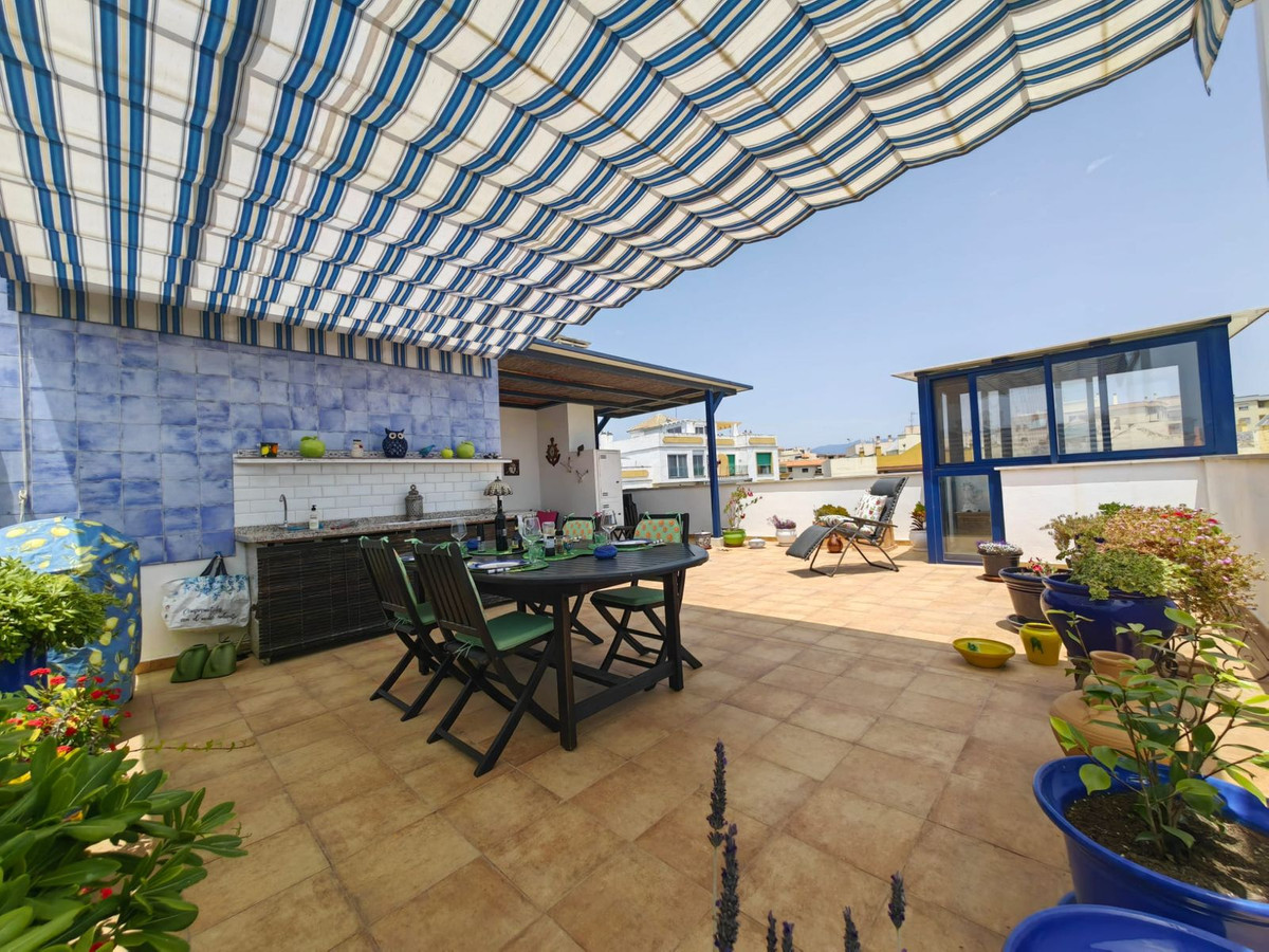 Appartement te koop in Estepona | 3 slaapkamers H5065132
