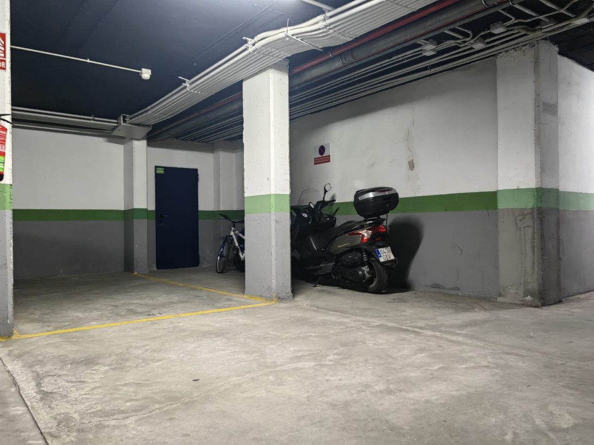 Appartement te koop in Estepona | 3 slaapkamers H5065132