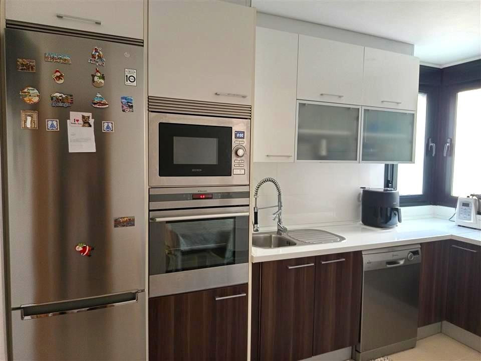 Appartement te koop in Estepona | 3 slaapkamers H5065387
