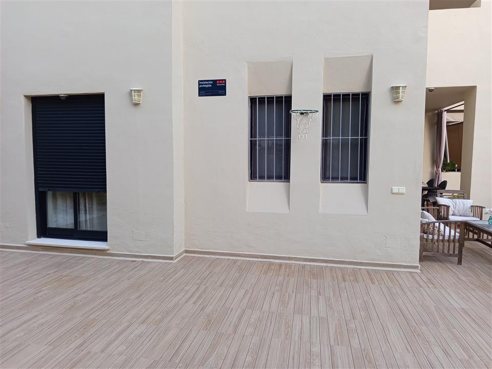 Appartement te koop in Estepona | 3 slaapkamers H5065387