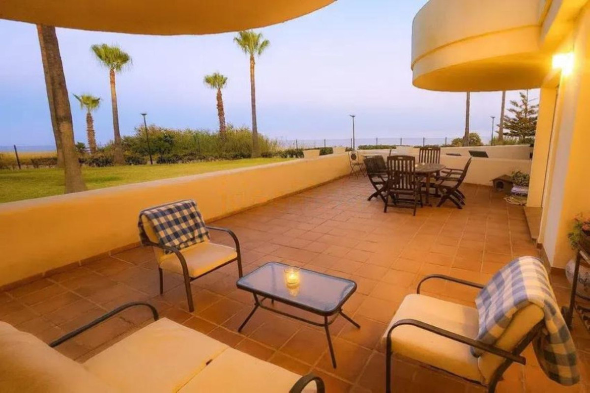 Appartement te koop in Estepona | 3 slaapkamers H5065519