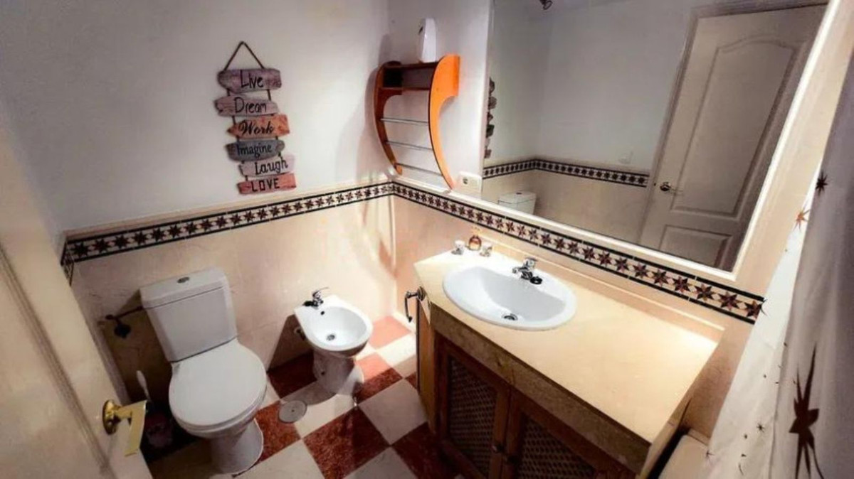 Appartement te koop in Estepona | 3 slaapkamers H5065519