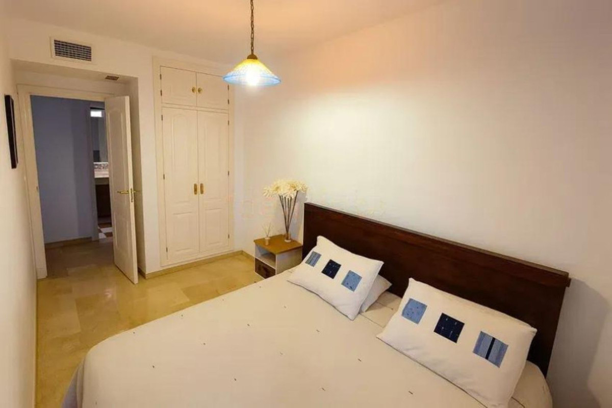Appartement te koop in Estepona | 3 slaapkamers H5065519