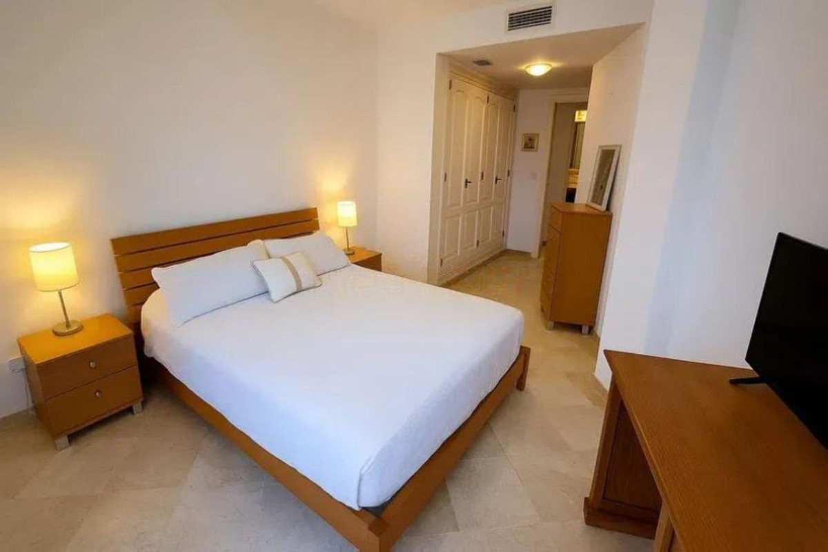 Appartement te koop in Estepona | 3 slaapkamers H5065519