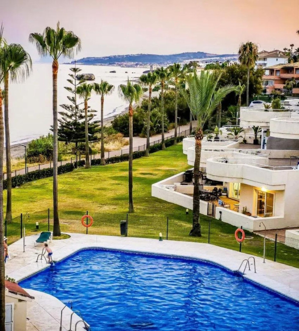 Appartement te koop in Estepona | 3 slaapkamers H5065519
