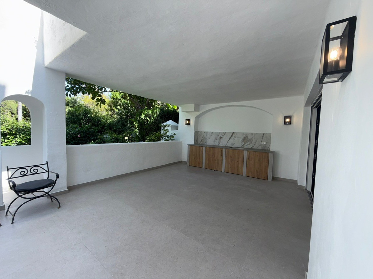 Appartement te koop in Estepona | 3 slaapkamers H5070694