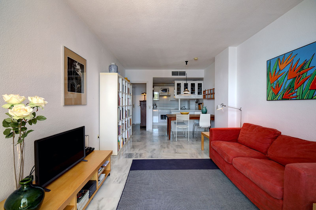 Appartement te koop in Estepona | 2 slaapkamers H5070841