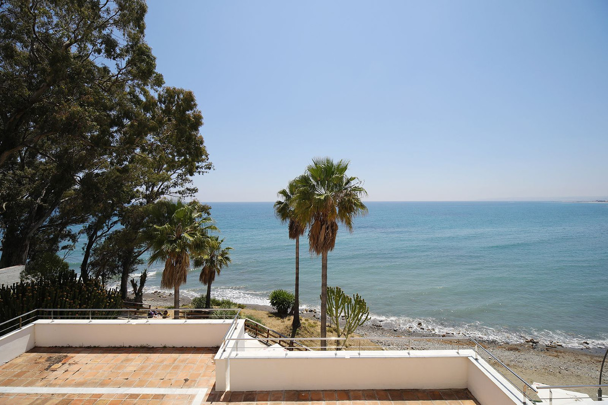 Appartement te koop in Estepona | 2 slaapkamers H5070841