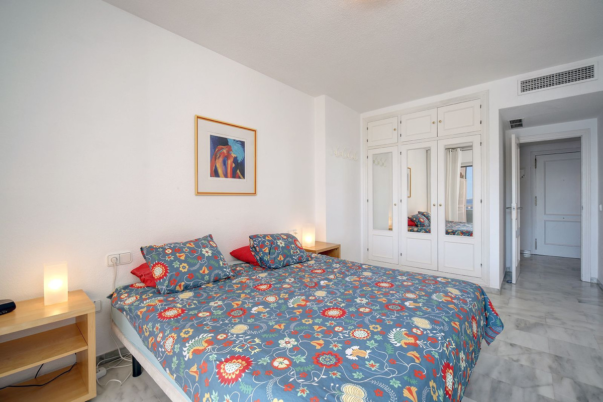 Appartement te koop in Estepona | 2 slaapkamers H5070841
