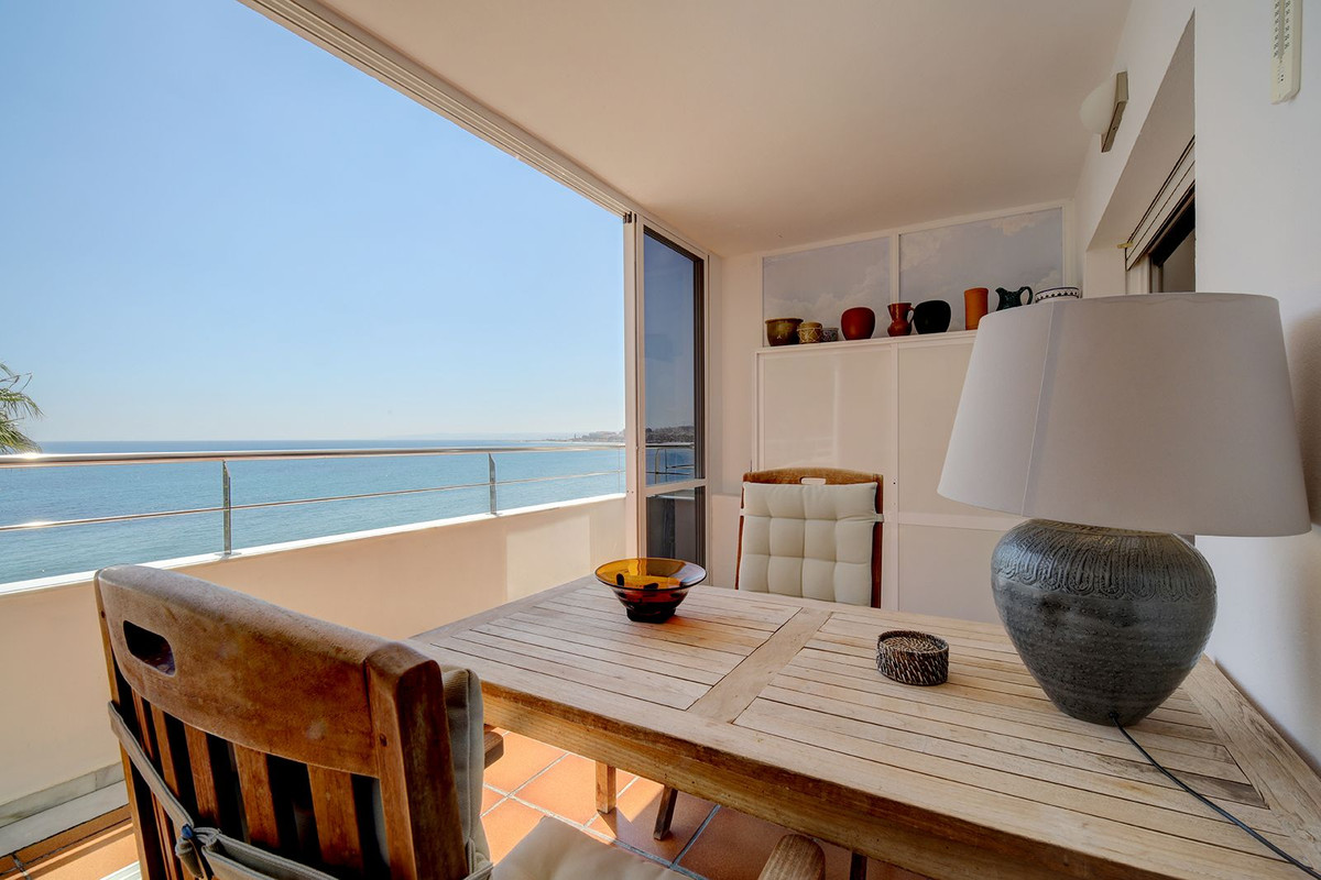Appartement te koop in Estepona | 2 slaapkamers H5070841