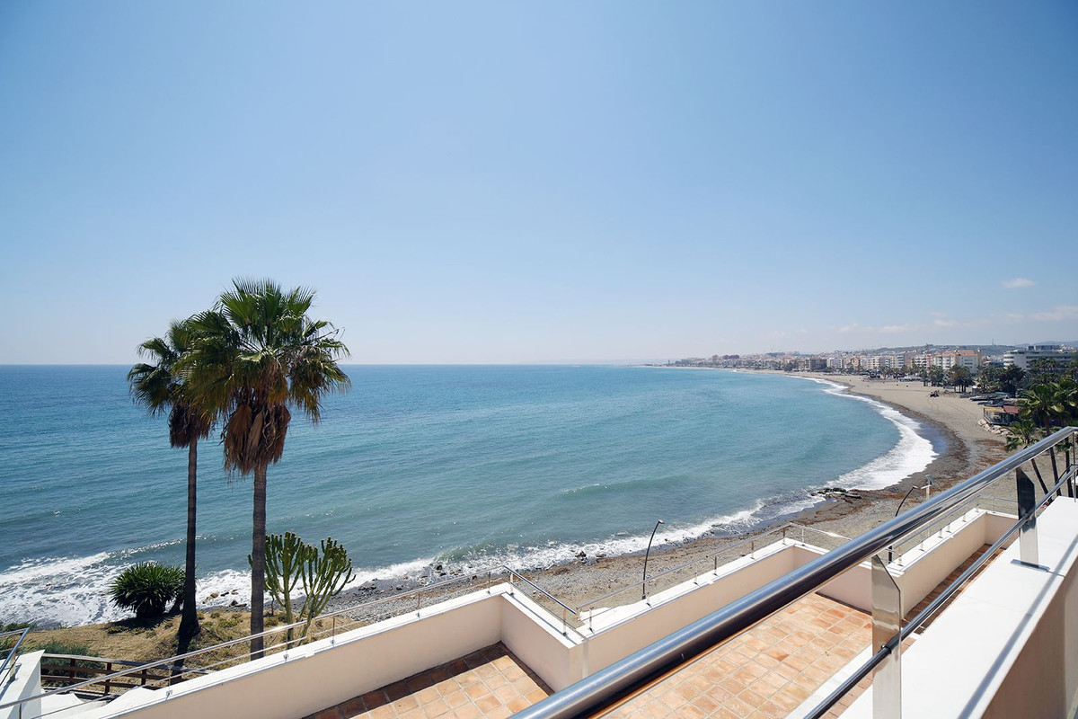 Appartement te koop in Estepona | 2 slaapkamers H5070841