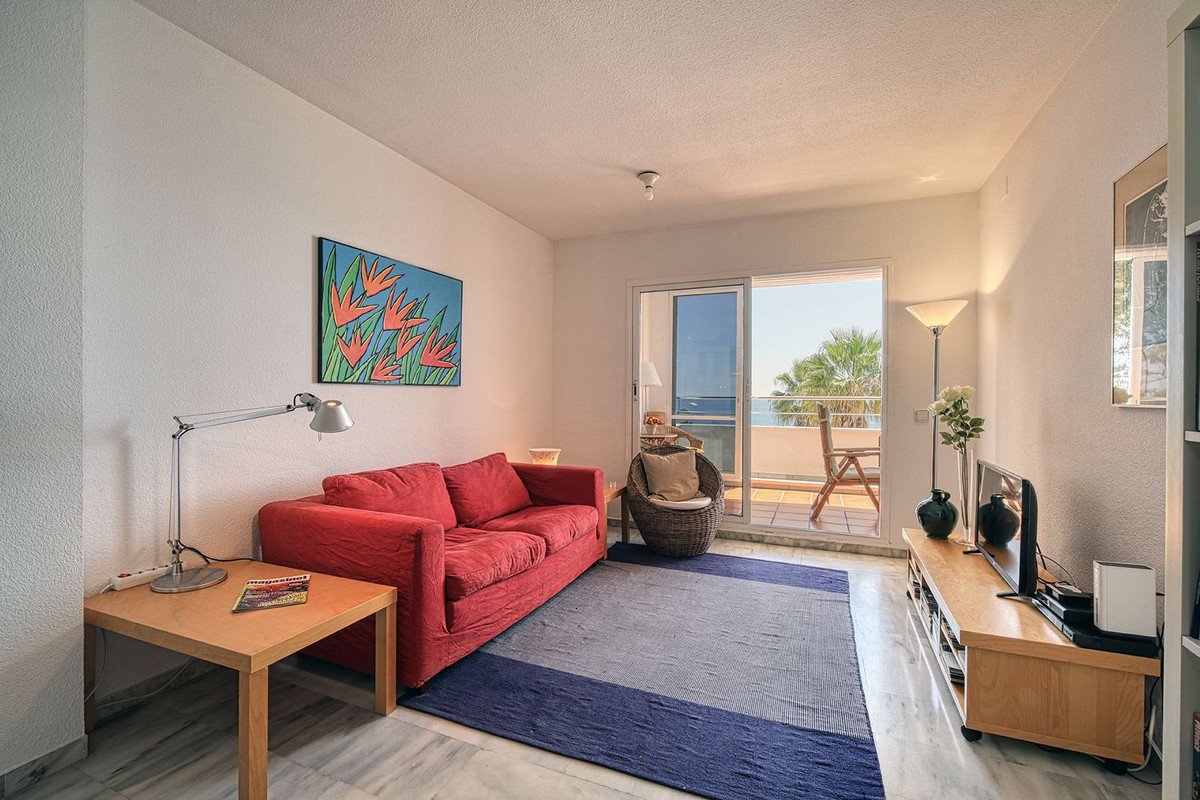 Appartement te koop in Estepona | 2 slaapkamers H5070841