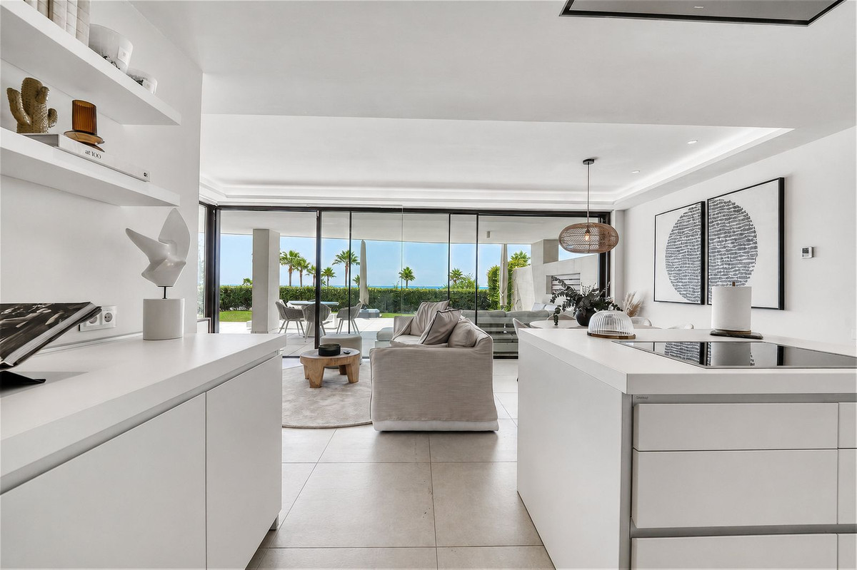 Appartement te koop in Estepona | 3 slaapkamers H5072374