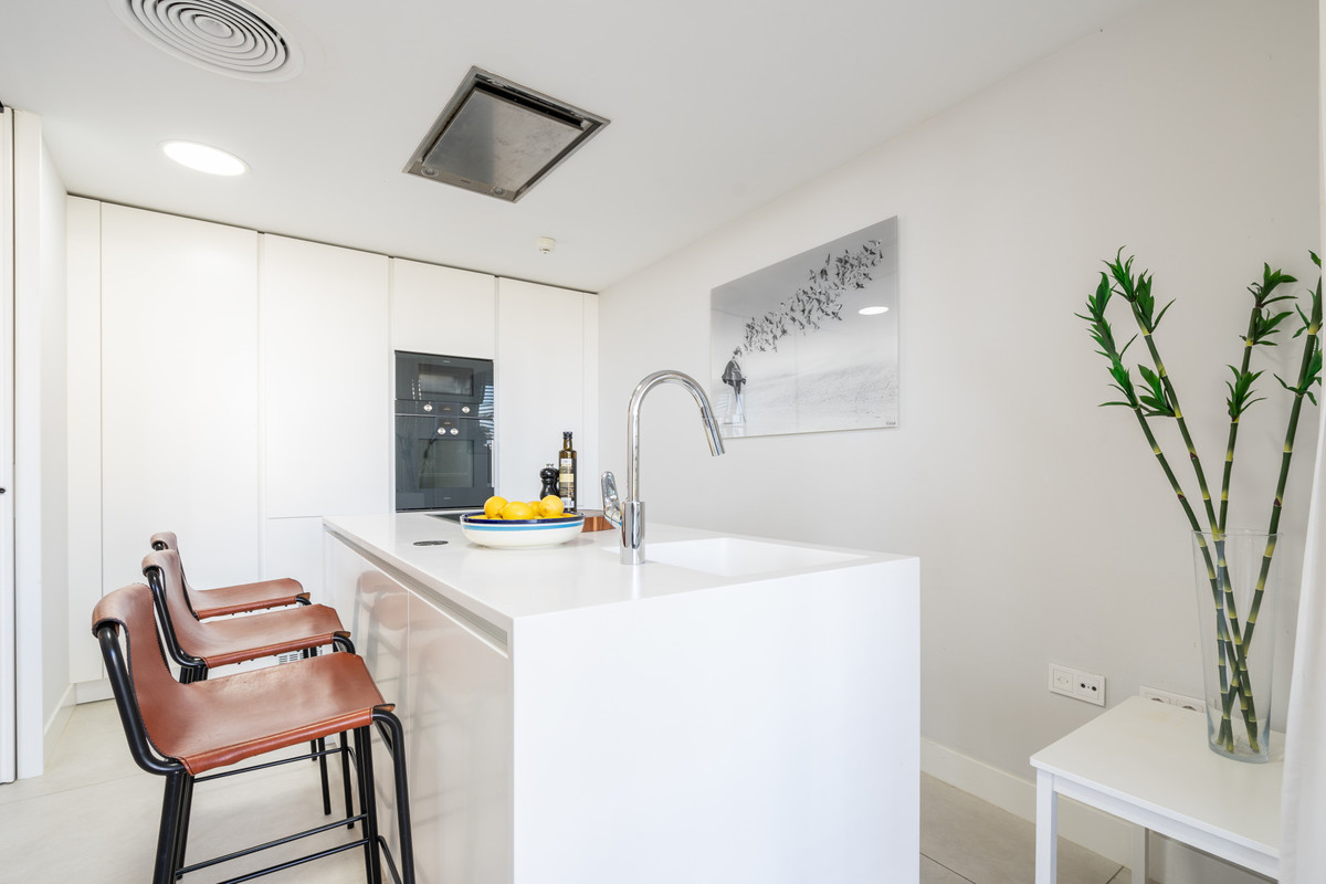 Appartement te koop in Estepona | 3 slaapkamers H5072506