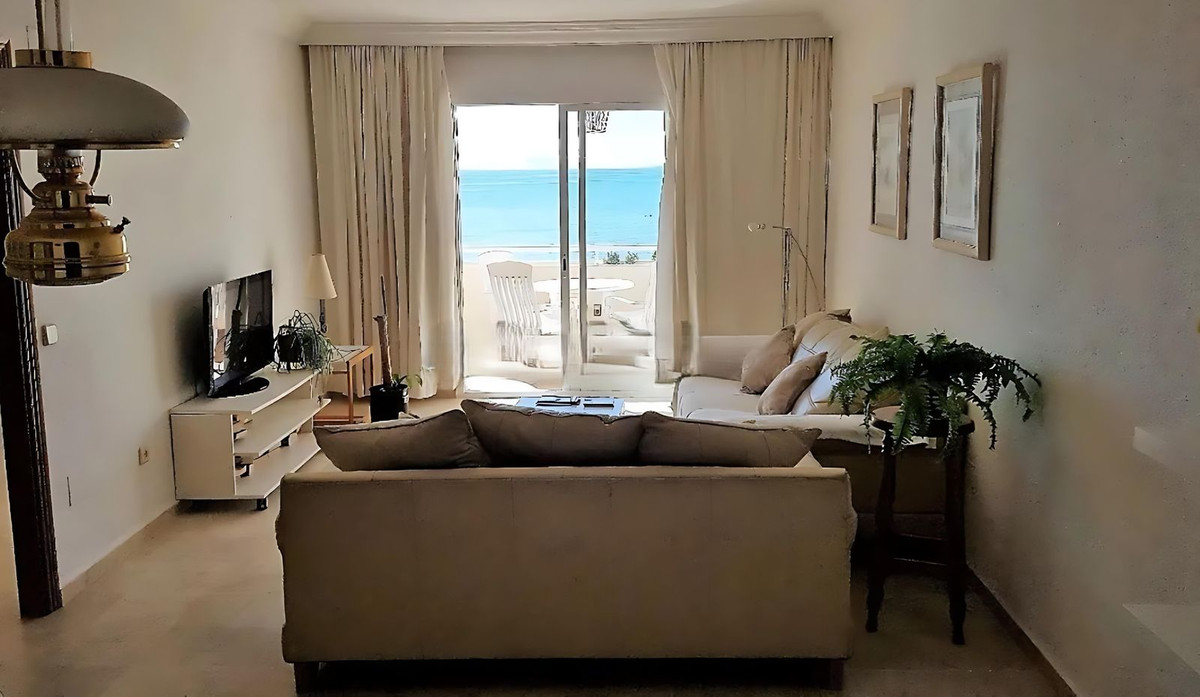 Appartement te koop in Estepona | 2 slaapkamers H5074096