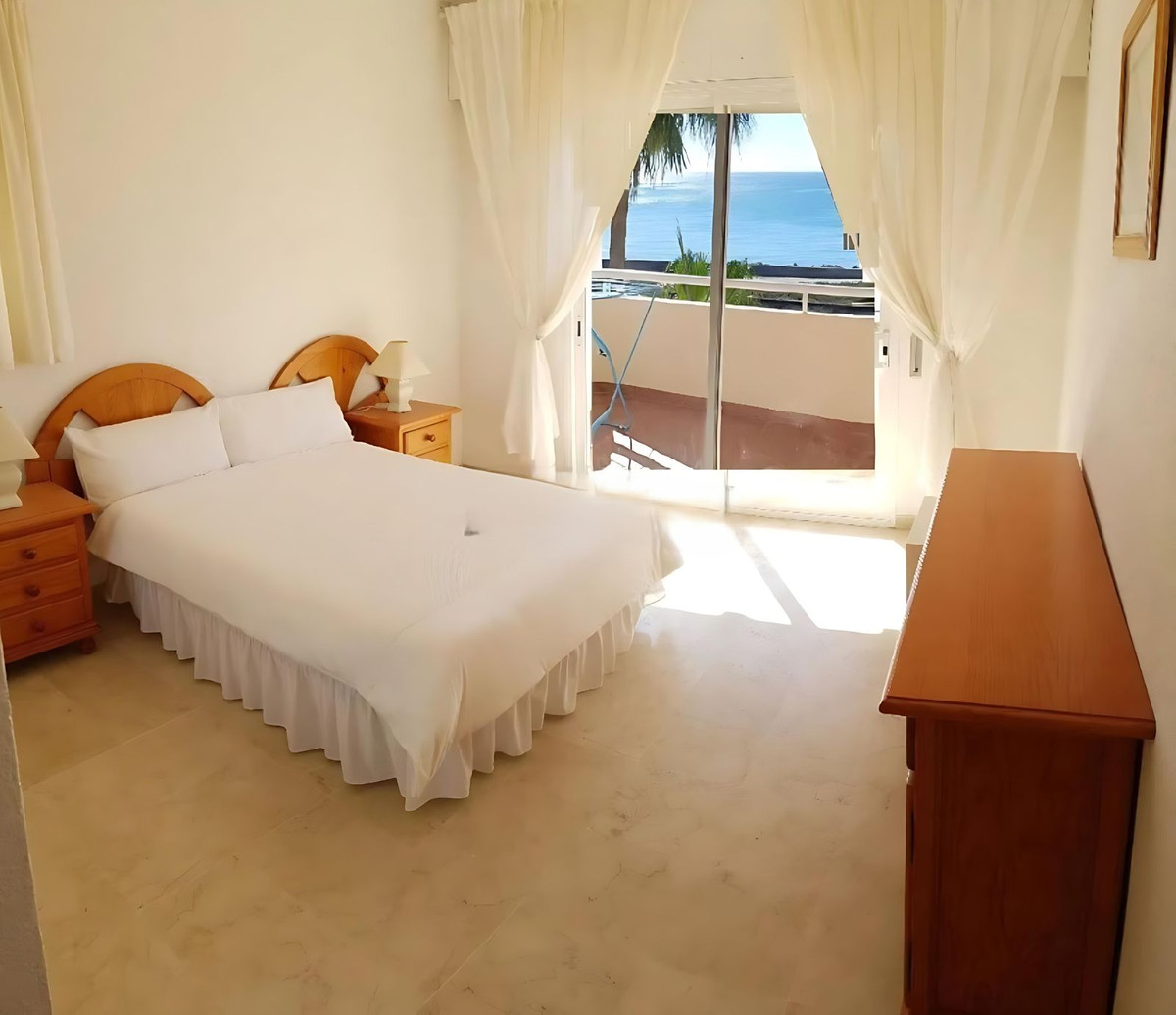Appartement te koop in Estepona | 2 slaapkamers H5074096