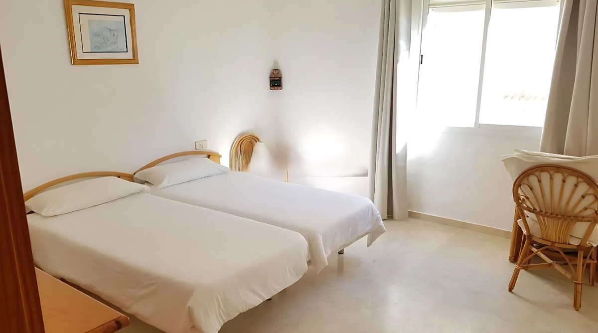 Appartement te koop in Estepona | 2 slaapkamers H5074096