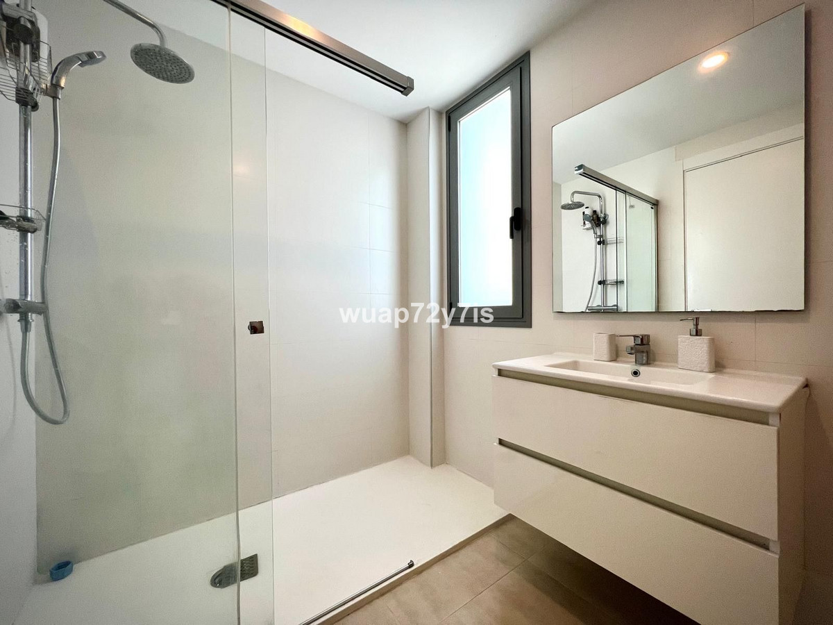 Appartement te koop in Estepona | 2 slaapkamers H5077393