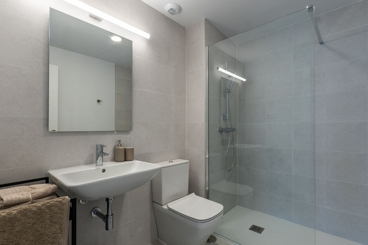 Appartement te koop in Estepona | 2 slaapkamers H5078062