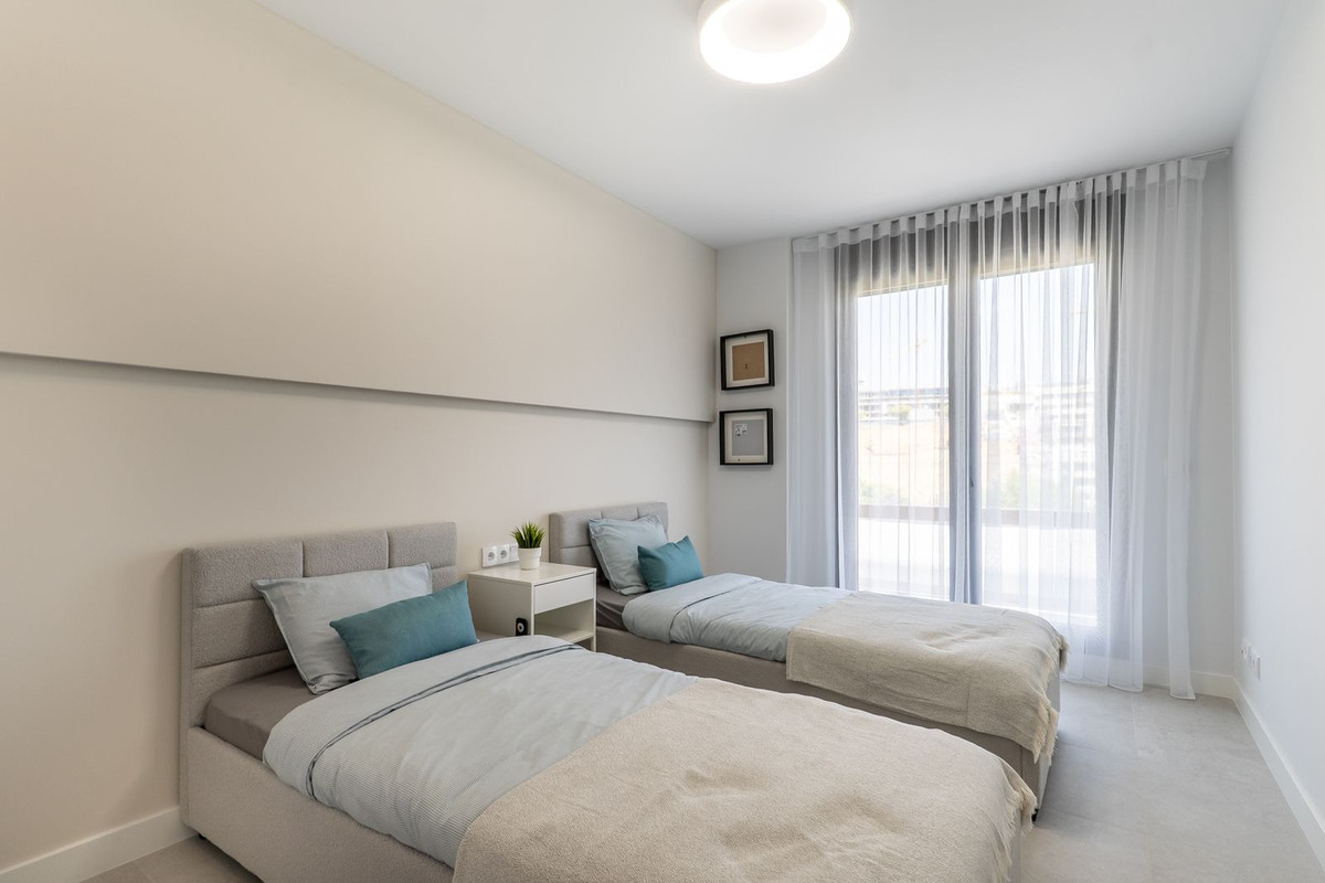 Appartement te koop in Estepona | 2 slaapkamers H5078062