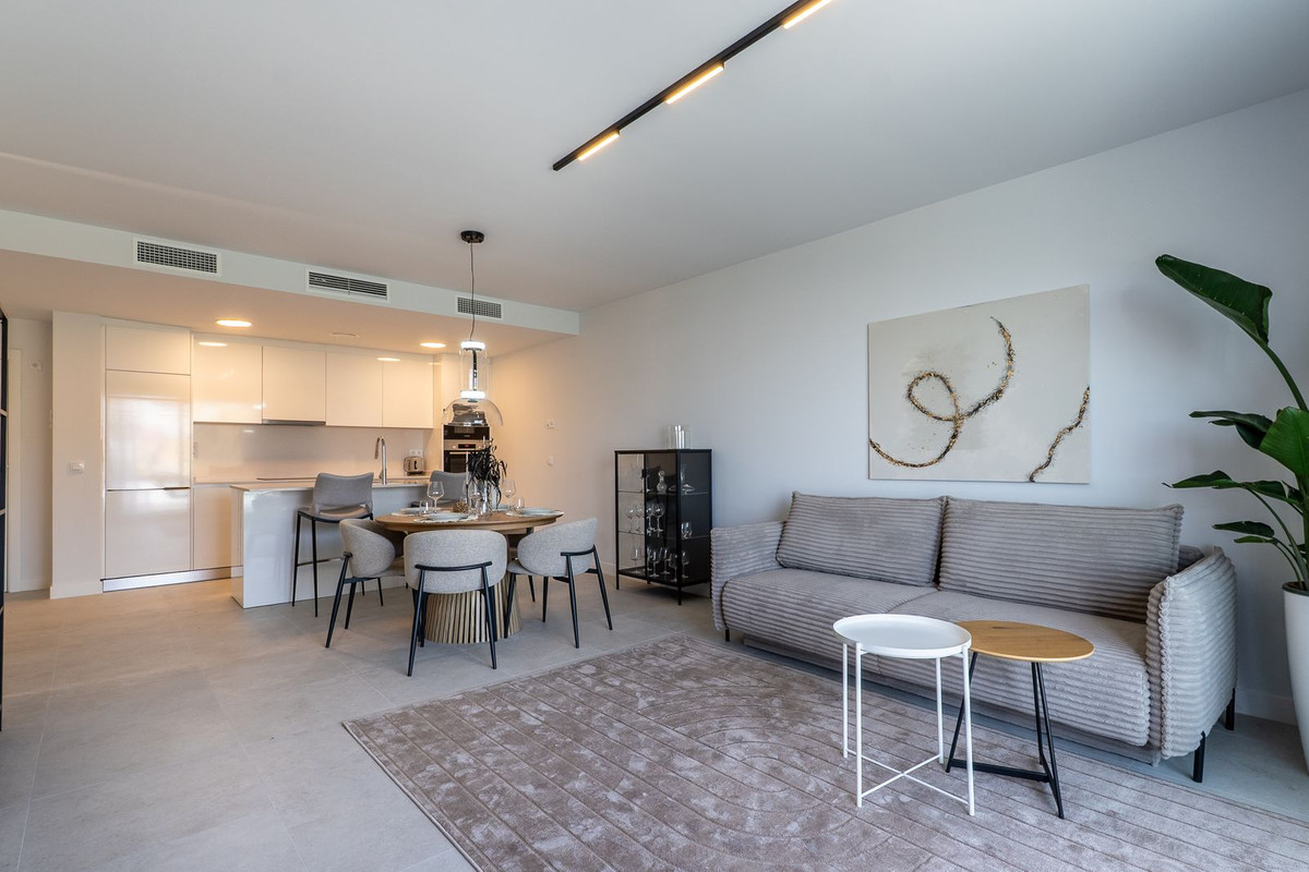 Appartement te koop in Estepona | 2 slaapkamers H5078062
