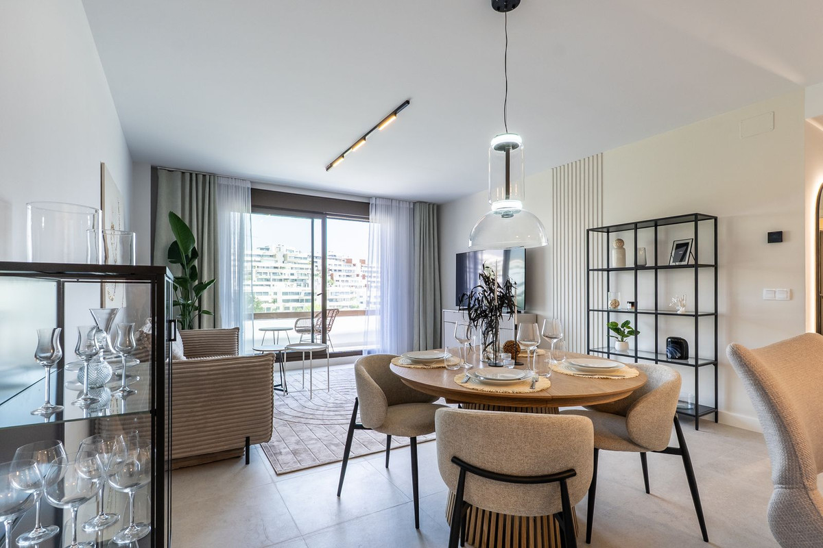 Appartement te koop in Estepona | 2 slaapkamers H5078062