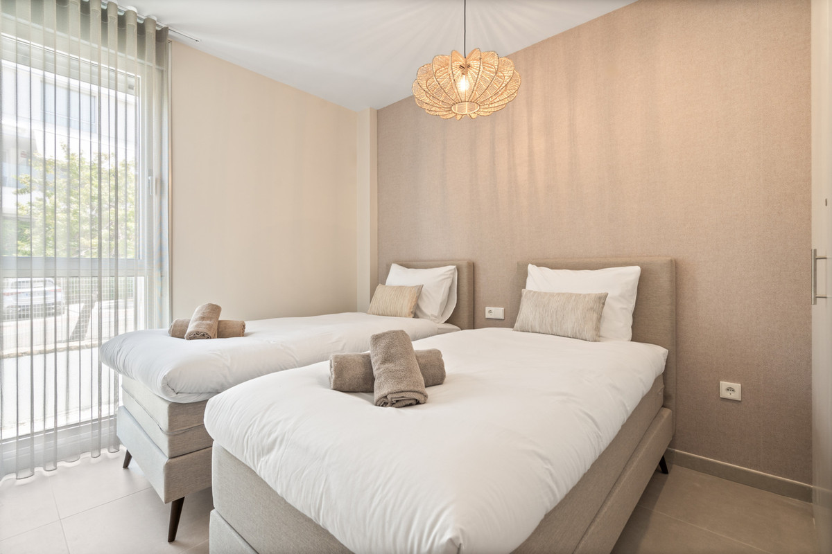 Penthouse te koop in Estepona | 2 slaapkamers H5079364