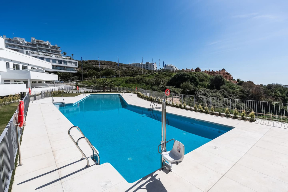 Penthouse te koop in Estepona | 2 slaapkamers H5079364