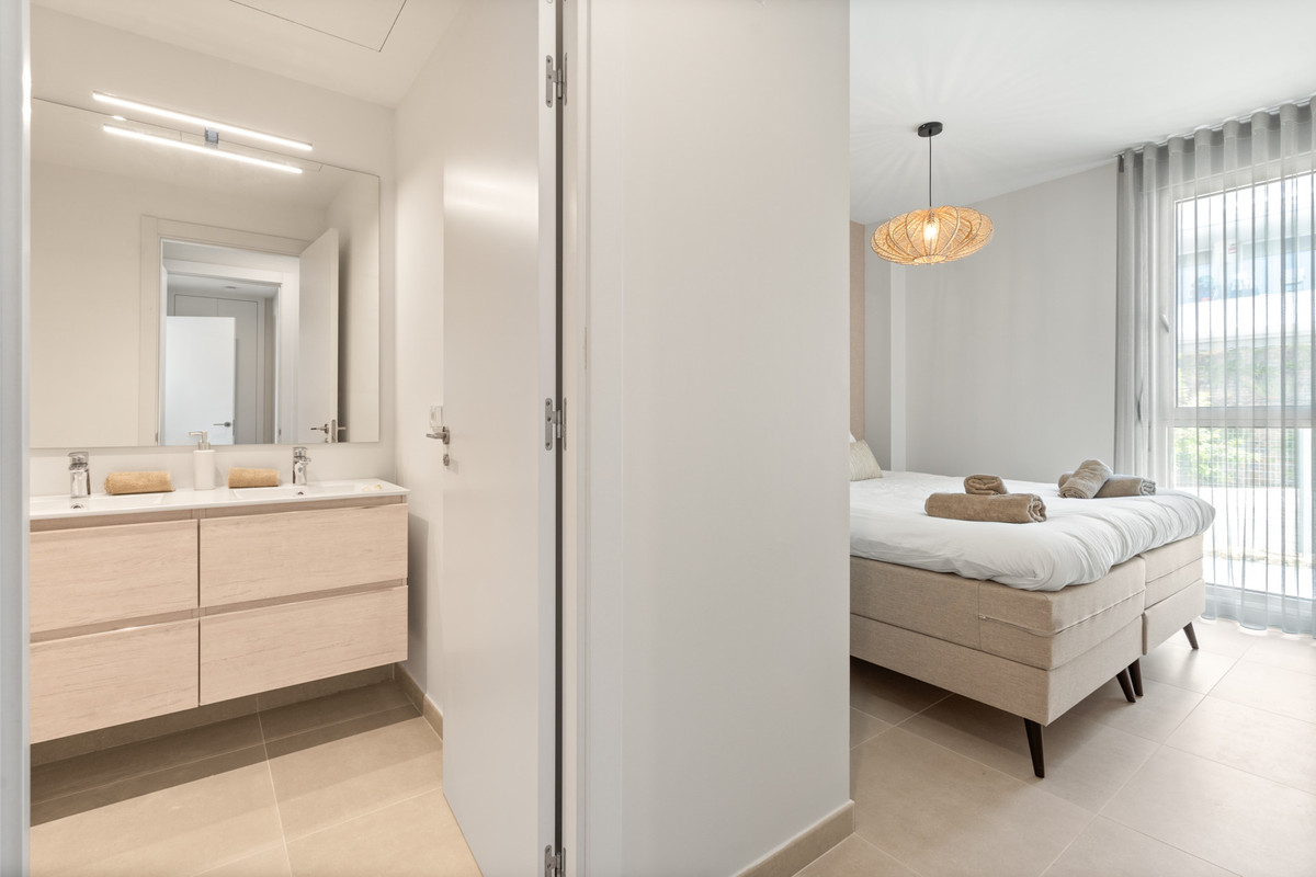 Penthouse te koop in Estepona | 2 slaapkamers H5079364
