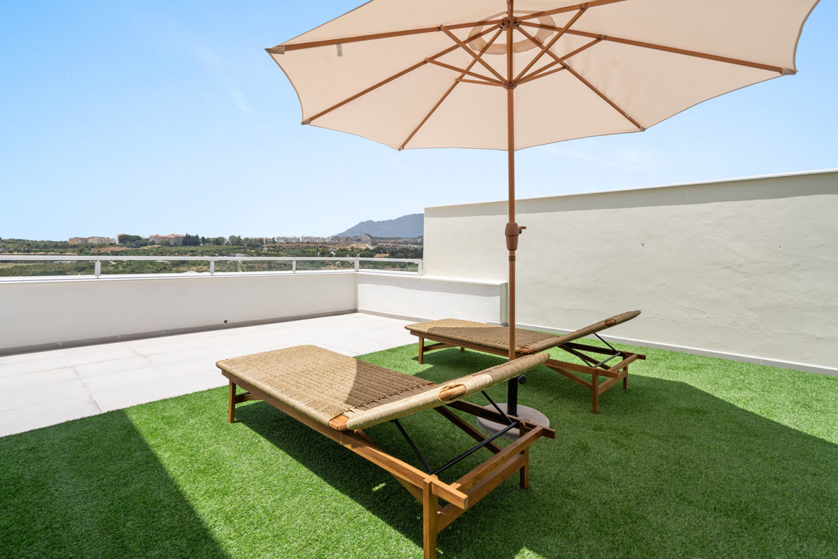 Penthouse te koop in Estepona | 2 slaapkamers H5079364