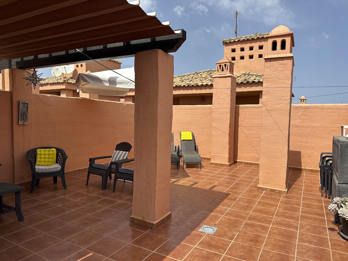 Penthouse te koop in Estepona | 2 slaapkamers H5079418