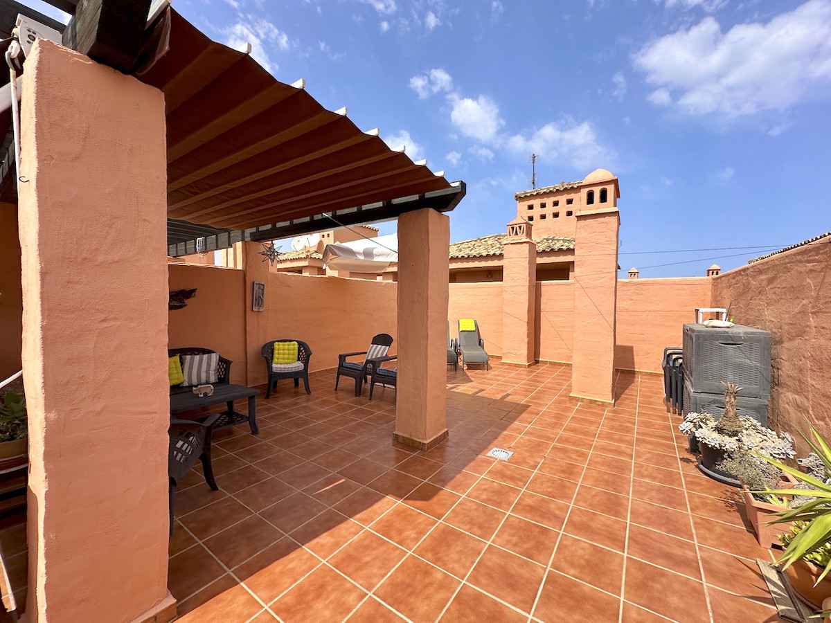 Penthouse te koop in Estepona | 2 slaapkamers H5079418