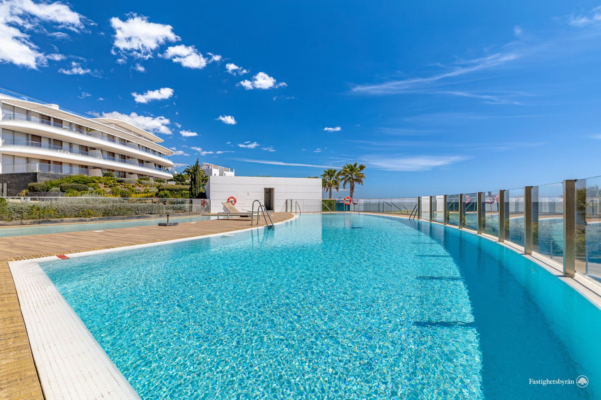 Penthouse te koop in Estepona | 4 slaapkamers H5079970