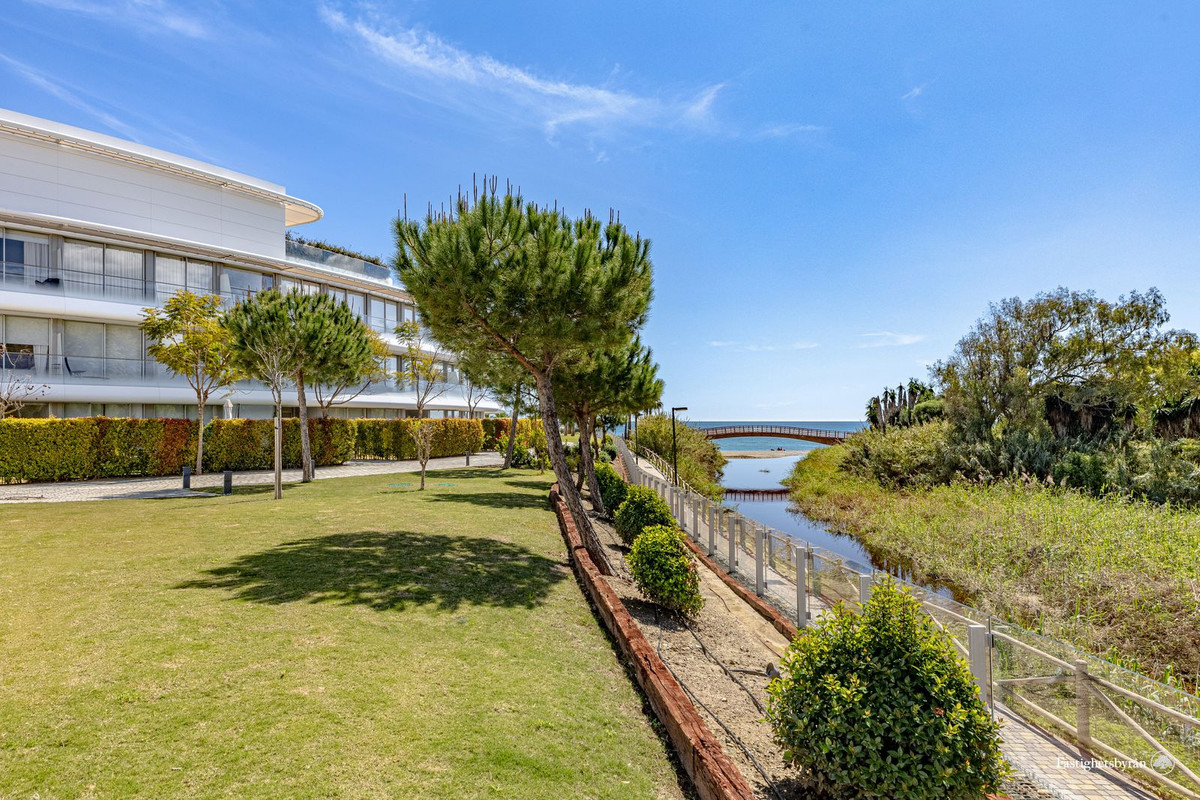 Penthouse te koop in Estepona | 4 slaapkamers H5079970