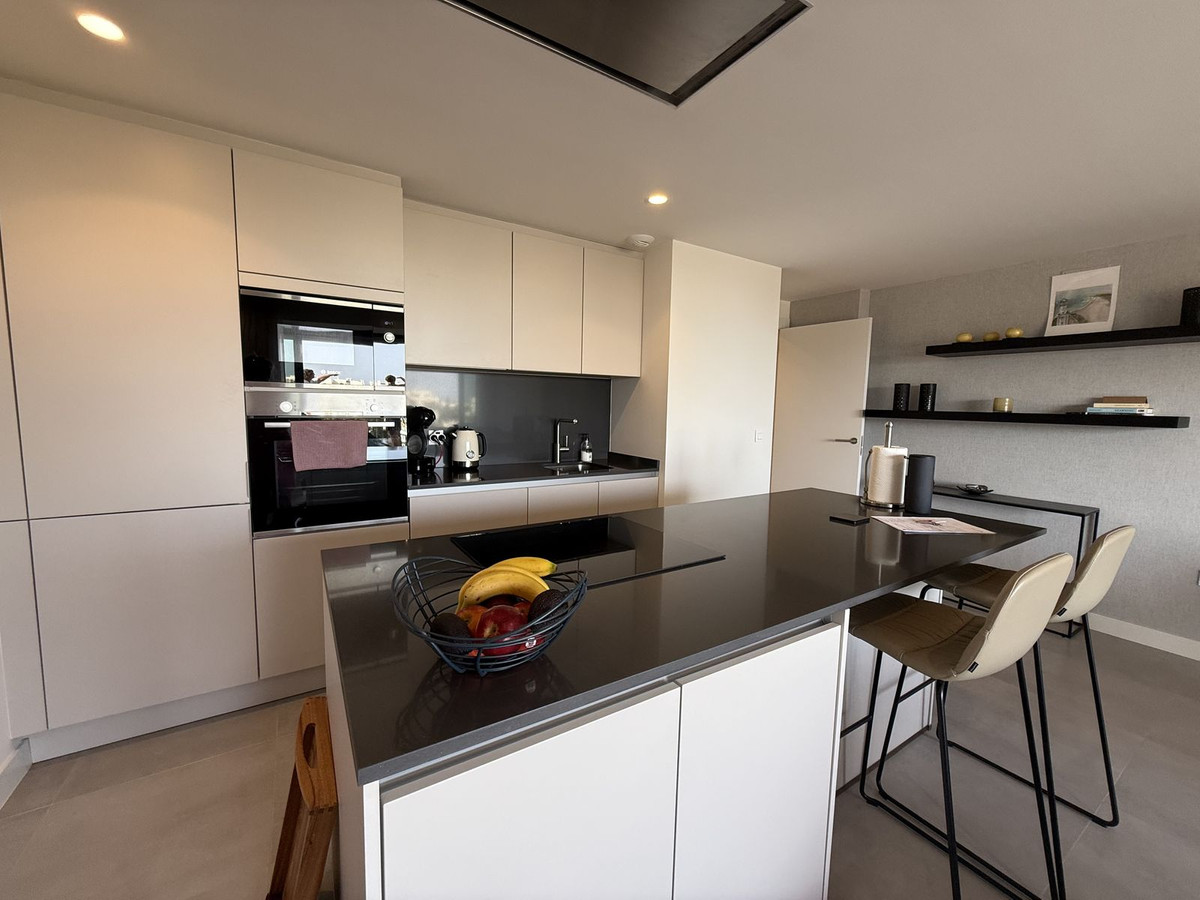 Appartement te koop in Estepona | 2 slaapkamers H5080000