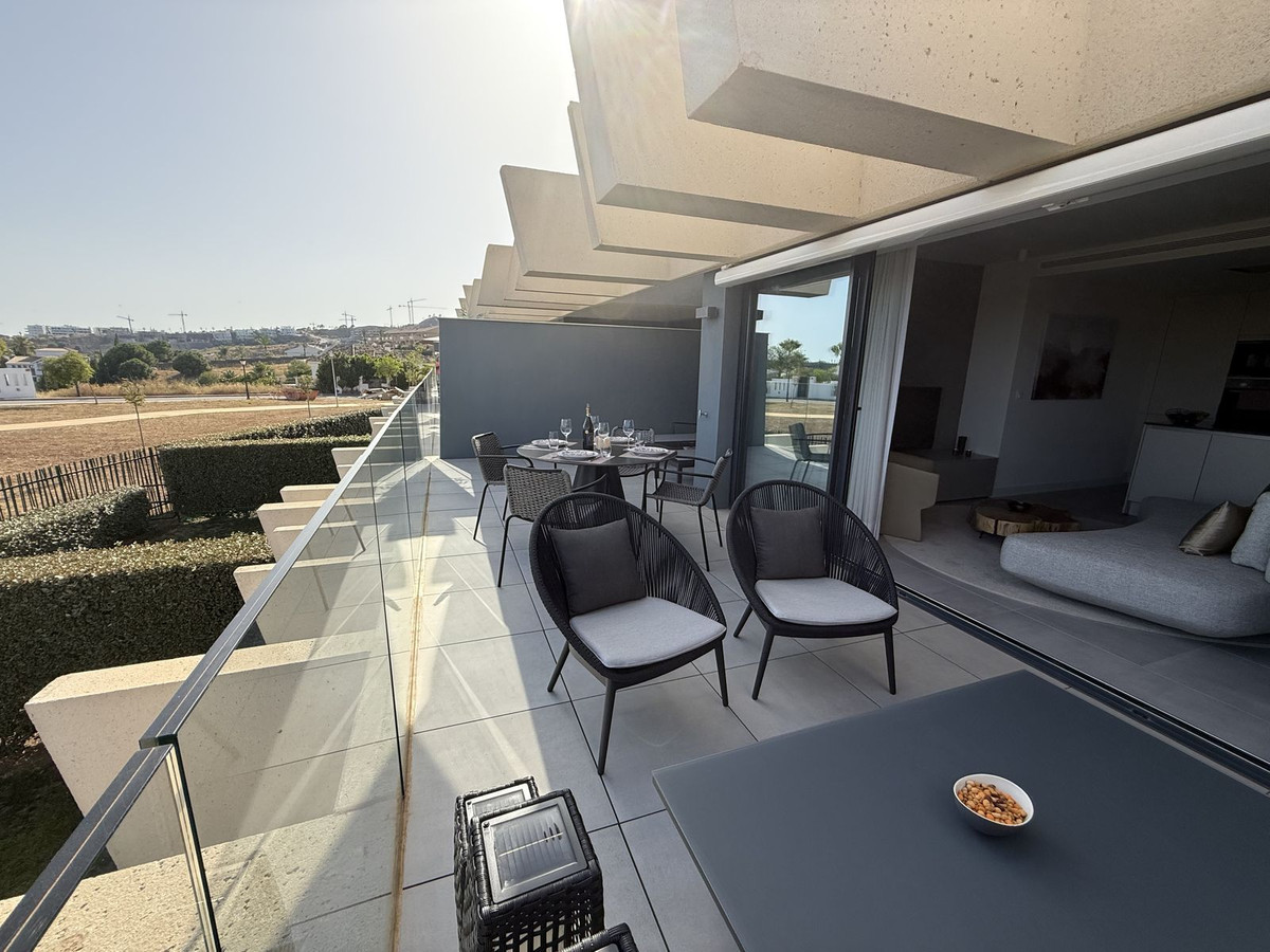 Appartement te koop in Estepona | 2 slaapkamers H5080000