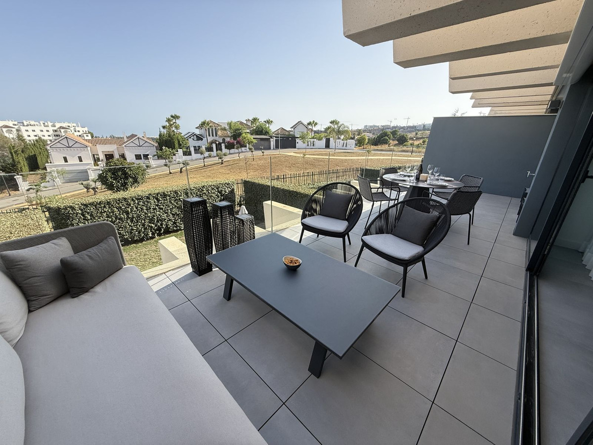 Appartement te koop in Estepona | 2 slaapkamers H5080000