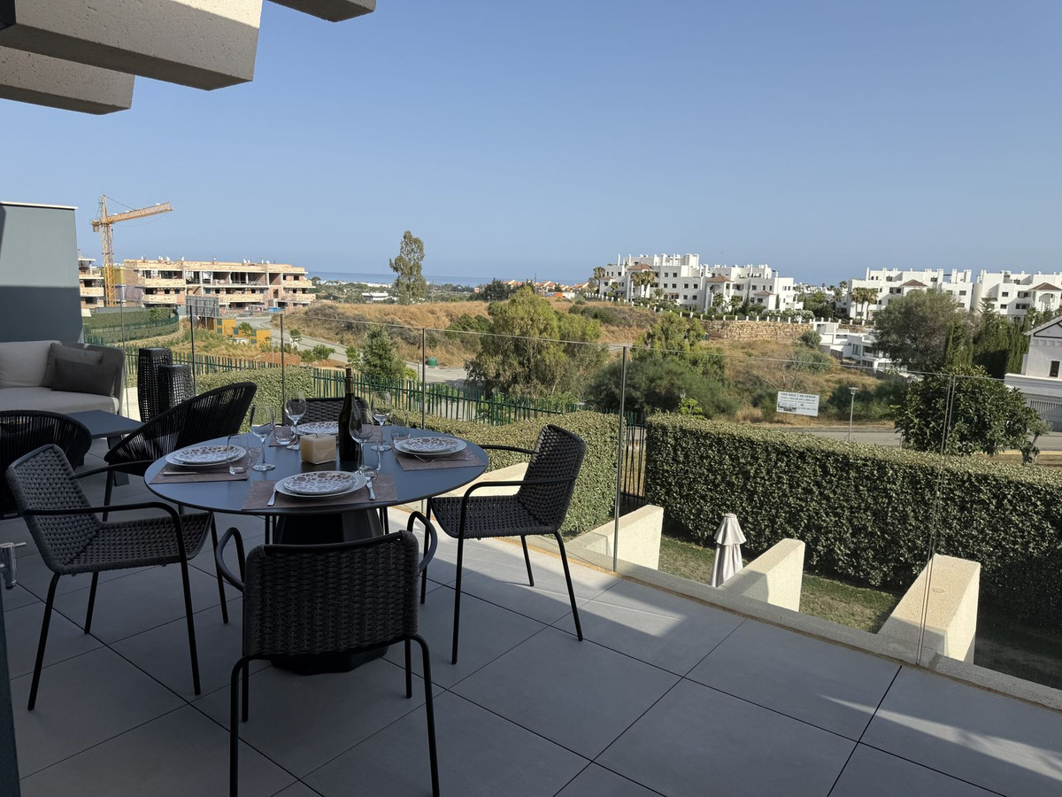 Appartement te koop in Estepona | 2 slaapkamers H5080000