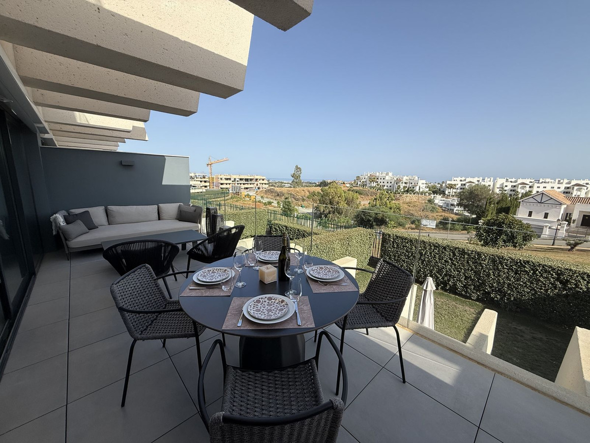 Appartement te koop in Estepona | 2 slaapkamers H5080000
