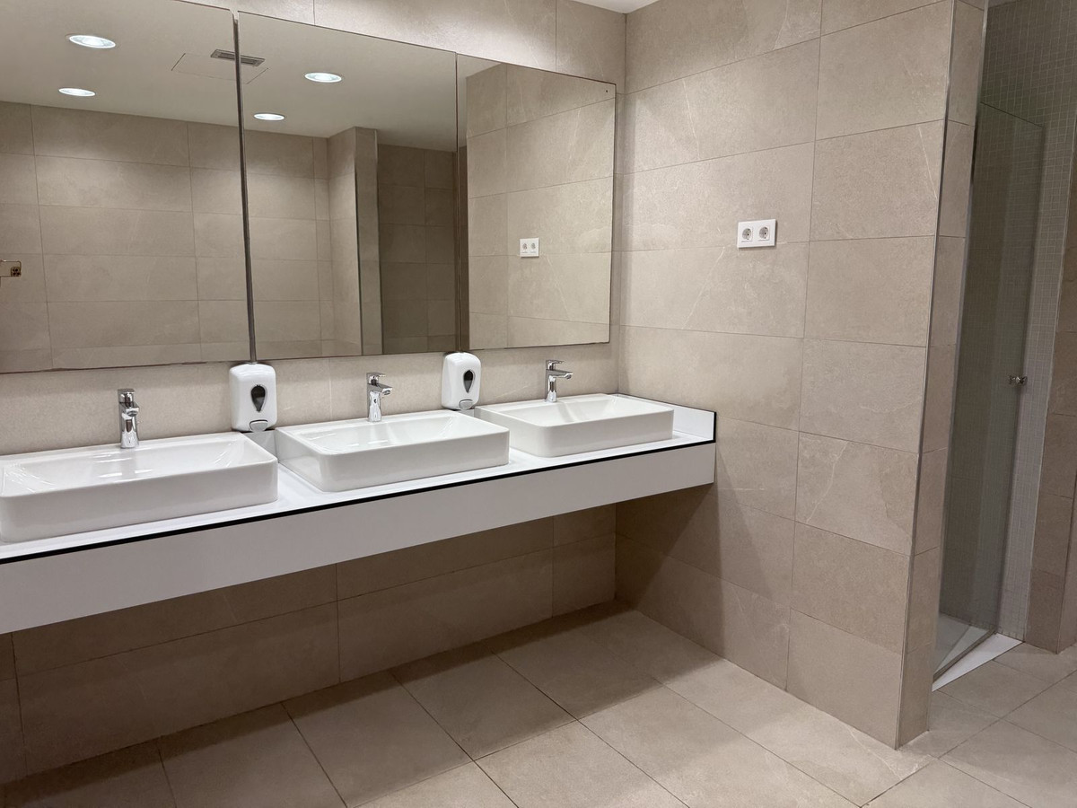 Appartement te koop in Estepona | 2 slaapkamers H5080000