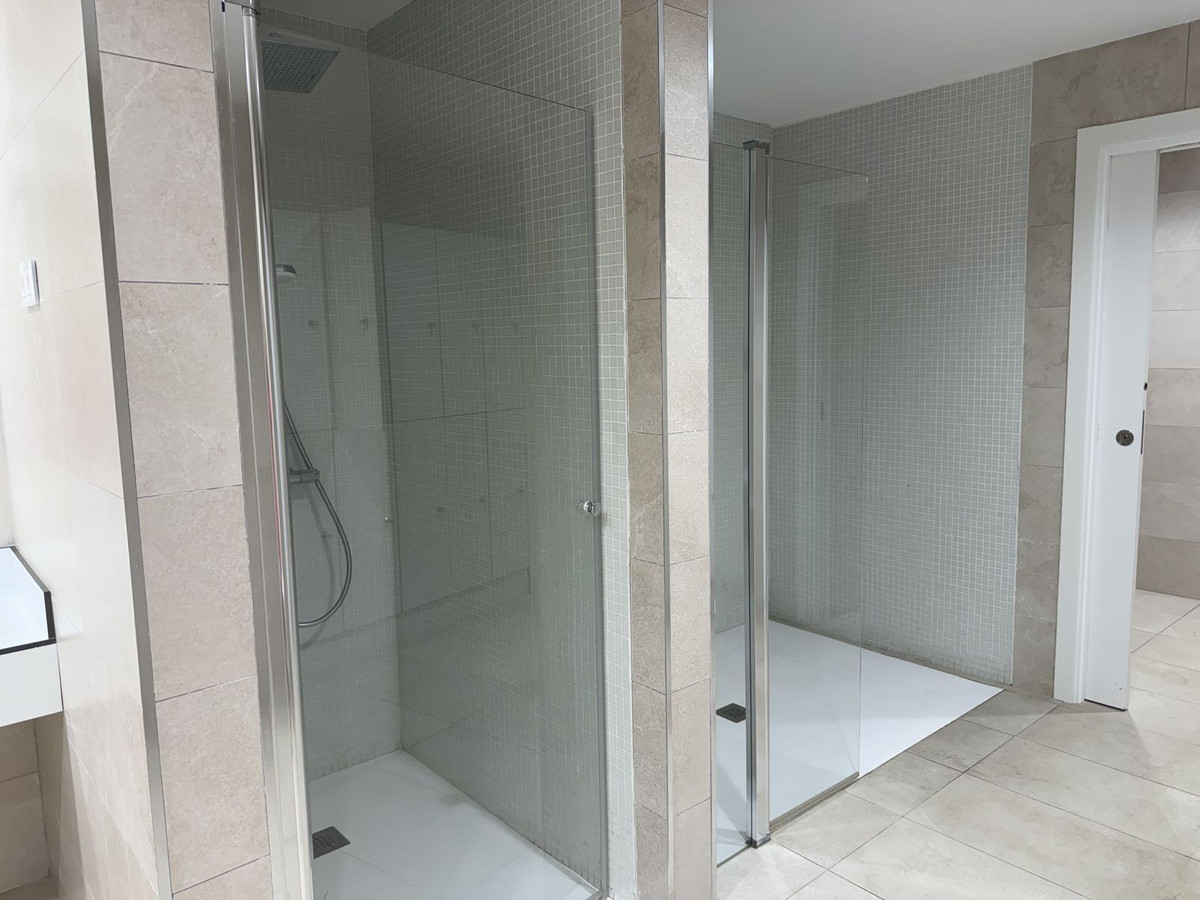 Appartement te koop in Estepona | 2 slaapkamers H5080000