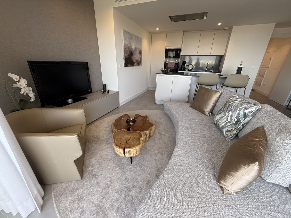 Appartement te koop in Estepona | 2 slaapkamers H5080000