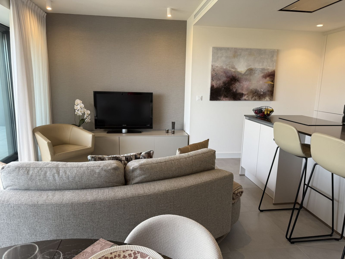 Appartement te koop in Estepona | 2 slaapkamers H5080000